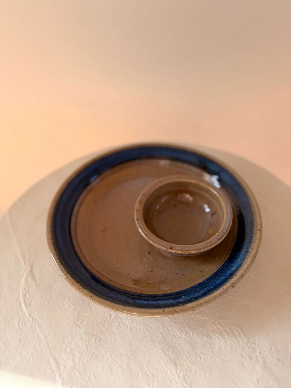 HANDMADE CERAMIC POTTERY SALSA DIP CHIPS SERVING DISH BLUE SPECKLED BROWN GLAZE